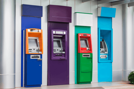 Major bank modernizes 100+ applications for AWS in a fraction of the time